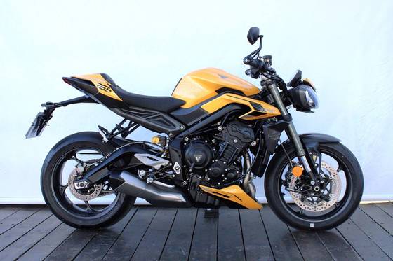 TRIUMPH STREET TRIPLE RS ABS TRIUMPH STREET TRIPLE RS ABS